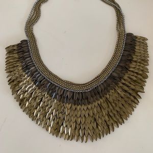 Statement necklace